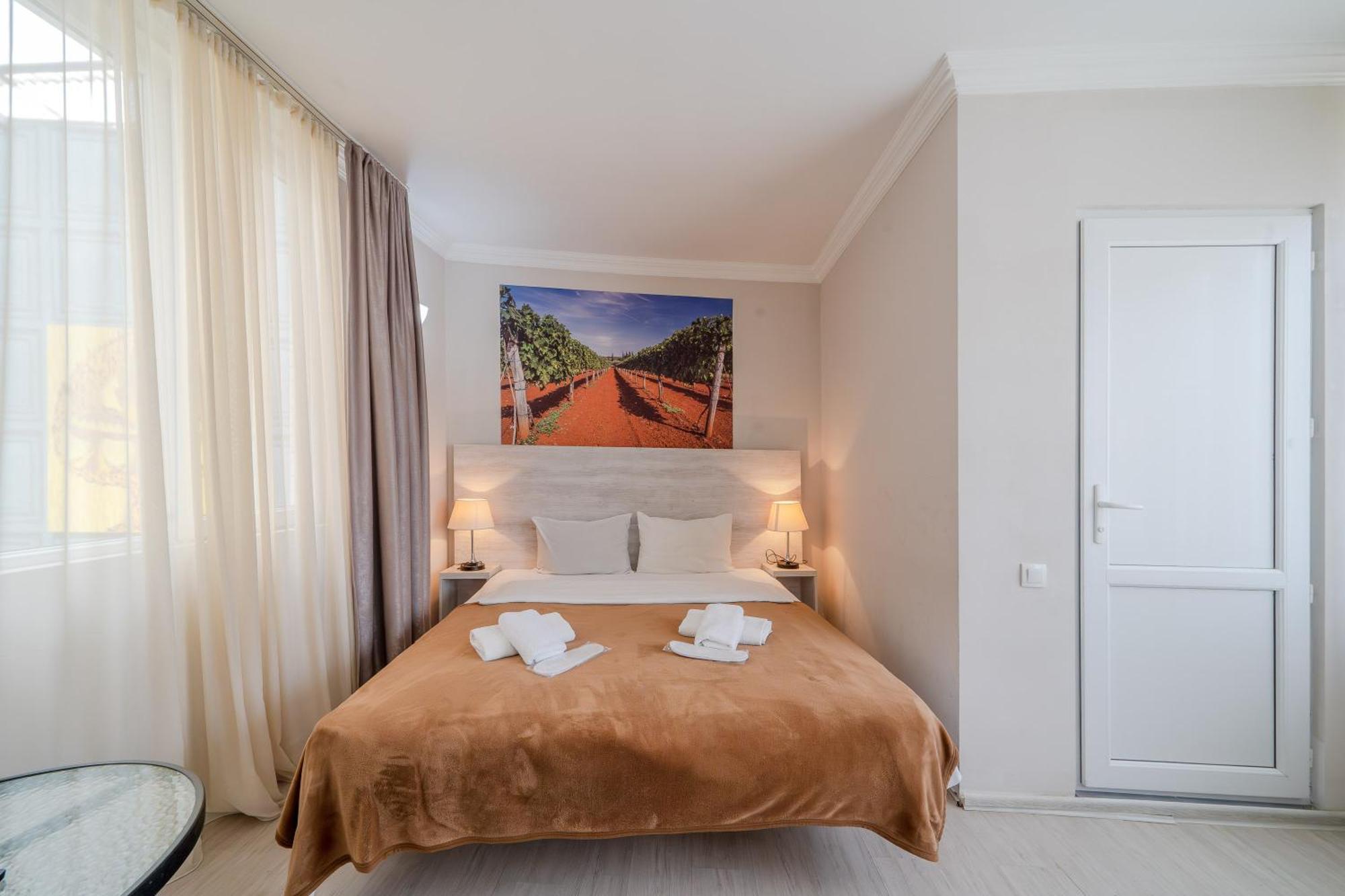 Hotel Tato & Coworking Space Tbilisi