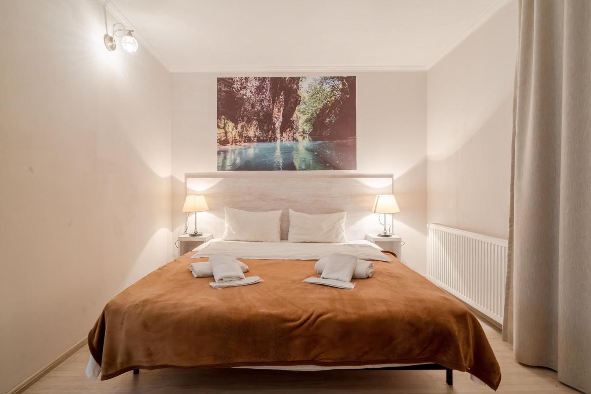Hotel Tato & Coworking Space 3*