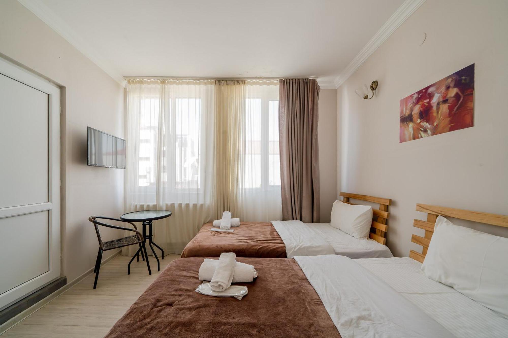 Tato & Coworking Space 3*
